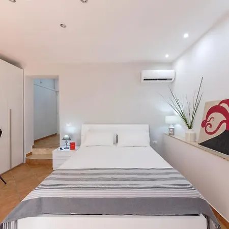 Masaniello Apartment Napels Buitenkant foto